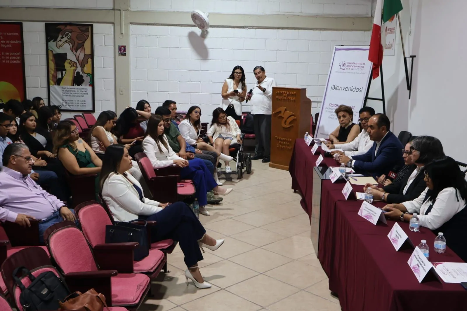 Analizan retos de la migración y derechos humanos en Matehuala