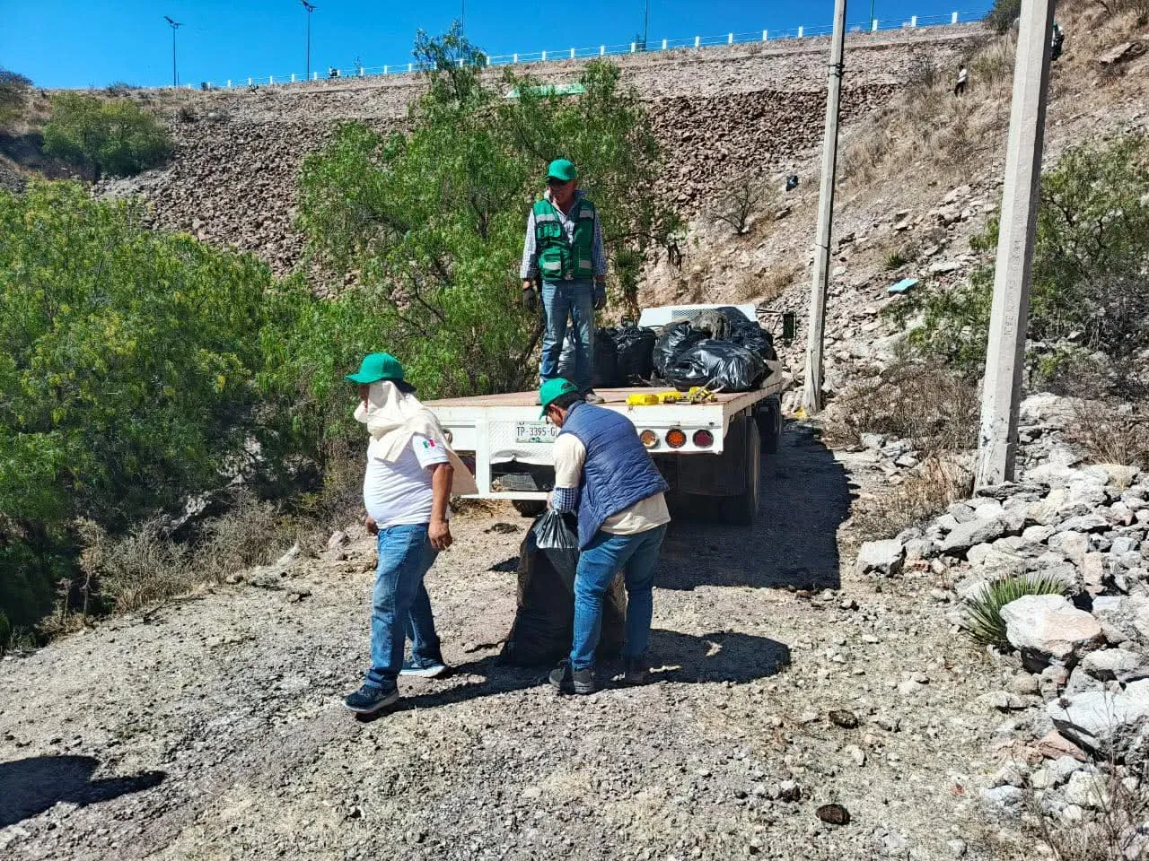 Autoridades ambientales reportan aumento de denuncias por tiraderos clandestinos