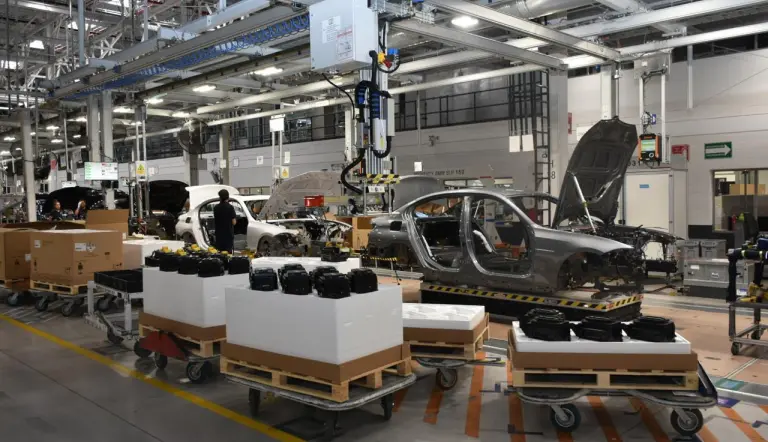 San Luis Potosí destaca crecimiento automotriz a 10 años de la llegada de BMW Group